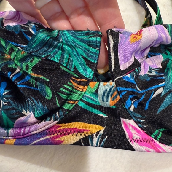 New! Set! Victoria's Secret Black Palm Bikini Set 45568 - Picture 9 of 14